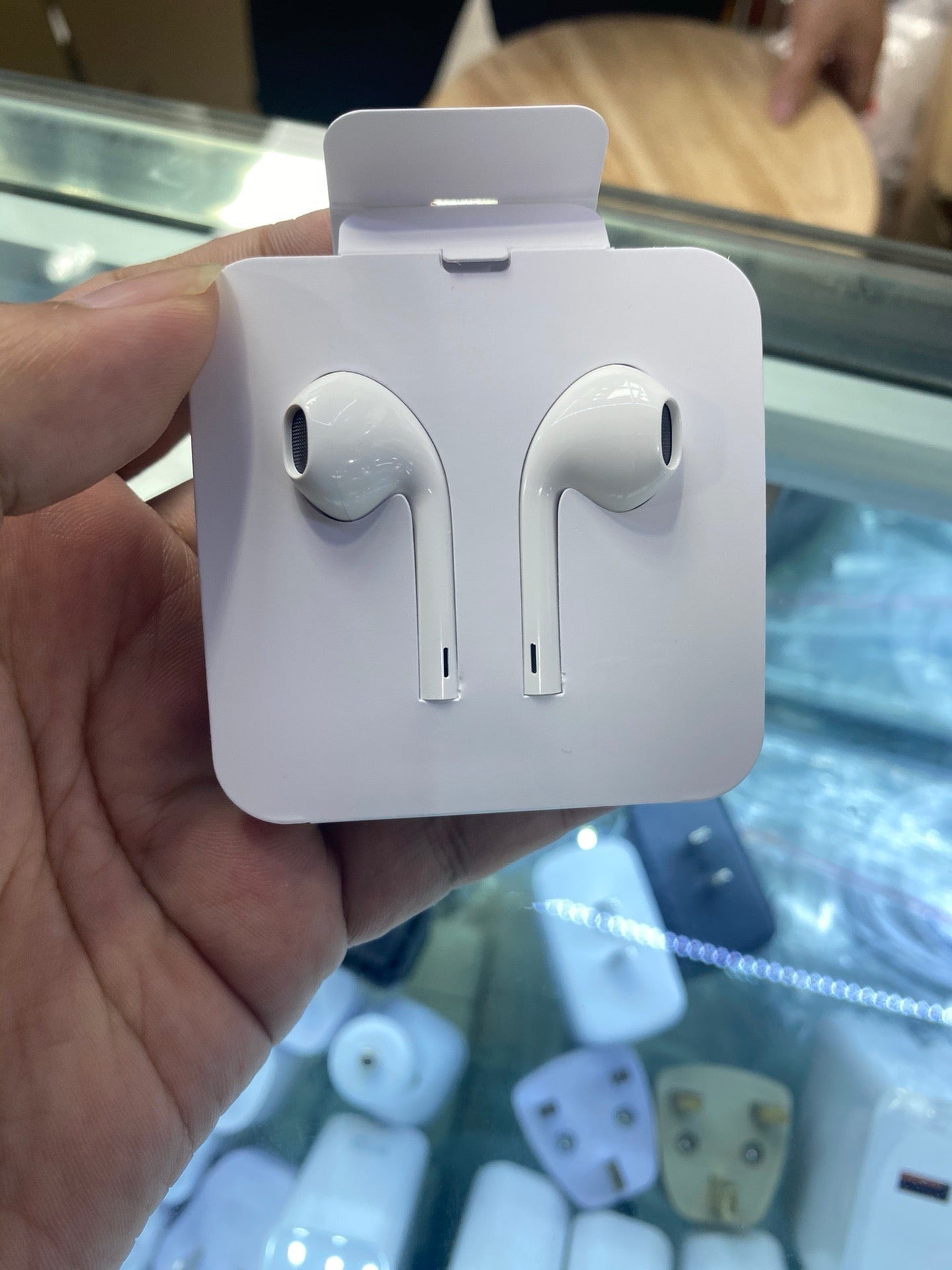 Apple EarPods with Lightning Connector
